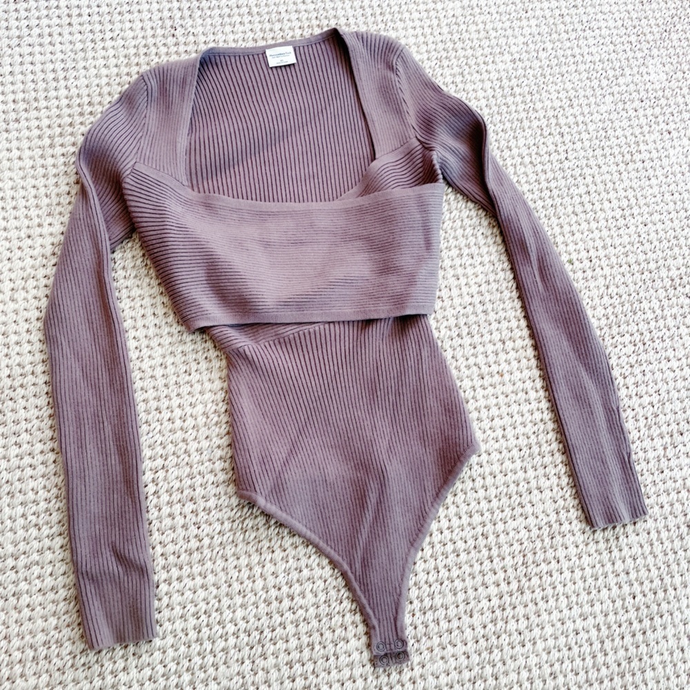 Abercrombie & Fitch Soft AF Ribbed Bodysuit Women’s XS light brown Long Sleeve